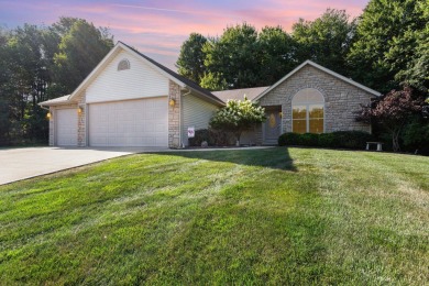Experience lakeside living at its finest in this open, sprawling on Apple Valley Golf Course in Ohio - for sale on GolfHomes.com, golf home, golf lot