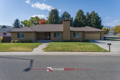 This low-maintenance 2-bedroom, 2-bath brick home offers on Olive Glenn Golf and Country Club in Wyoming - for sale on GolfHomes.com, golf home, golf lot