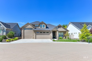 Welcome to 11166 Gerfalcon, a beautiful custom built on Hunters Point Golf Club in Idaho - for sale on GolfHomes.com, golf home, golf lot