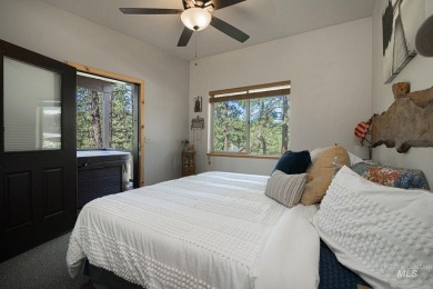 Charming Meadowcreek fully furnished home featuring three on Meadowcreek Golf Resort in Idaho - for sale on GolfHomes.com, golf home, golf lot