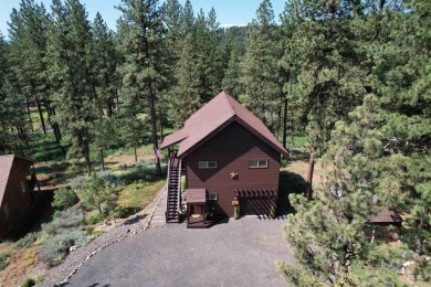 Charming Meadowcreek fully furnished home featuring three on Meadowcreek Golf Resort in Idaho - for sale on GolfHomes.com, golf home, golf lot