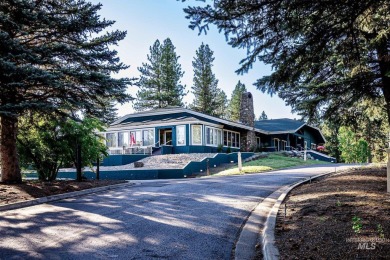 Charming Meadowcreek fully furnished home featuring three on Meadowcreek Golf Resort in Idaho - for sale on GolfHomes.com, golf home, golf lot