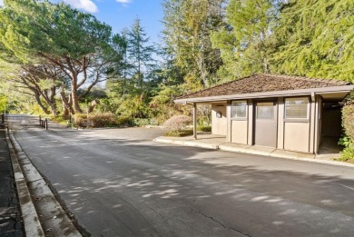 Welcome to this tranquil, and move-in ready, ground-floor unit on Sharon Heights Golf and Country Club in California - for sale on GolfHomes.com, golf home, golf lot