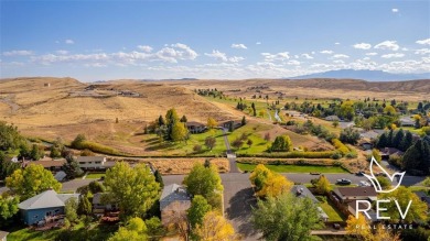 Any local knows a Gialdini built house just by looking at it on Olive Glenn Golf and Country Club in Wyoming - for sale on GolfHomes.com, golf home, golf lot