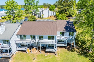 Completely Remodeled Lake View Town home in Fairfield Plantation on Fairfield Plantation Golf and Country Club in Georgia - for sale on GolfHomes.com, golf home, golf lot