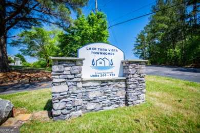 Completely Remodeled Lake View Town home in Fairfield Plantation on Fairfield Plantation Golf and Country Club in Georgia - for sale on GolfHomes.com, golf home, golf lot