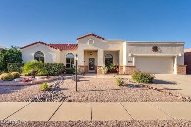 This Pre-Robson 2,039 sf YORK model 2 BR/2BA w/Den GOLF COURSE on Quail Creek Country Club  in Arizona - for sale on GolfHomes.com, golf home, golf lot