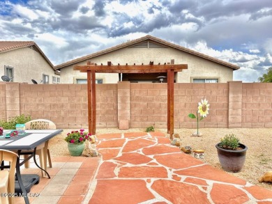 Gorgeous 3/2 home on oversized corner lot in desirable Racho Del on Del Lago Golf Club in Arizona - for sale on GolfHomes.com, golf home, golf lot