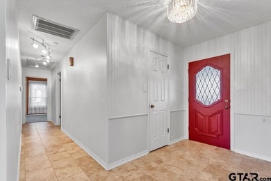 Enjoy all the amenities that Hide Away has to offer and this on Hide-A-Way Lake Golf Course in Texas - for sale on GolfHomes.com, golf home, golf lot