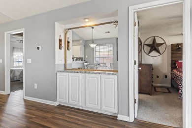 Welcome to this beautifully maintained 2-bedroom, 2-bathroom on River Oaks Golf Plantation  in South Carolina - for sale on GolfHomes.com, golf home, golf lot