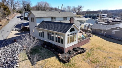 FANTASTIC HOME WITH AMAZING PANORAMIC VIEWS OF LAKE BARKLEY FROM on Mineral Mound Golf Course in Kentucky - for sale on GolfHomes.com, golf home, golf lot