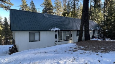 Do you want a very inexpensive property in Garden Valley? This on Terrace Lakes Golf Resort in Idaho - for sale on GolfHomes.com, golf home, golf lot