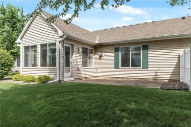 Spacious one level townhome on quiet cul-de-sac in Blaine's on TPC of the Twin Cities in Minnesota - for sale on GolfHomes.com, golf home, golf lot