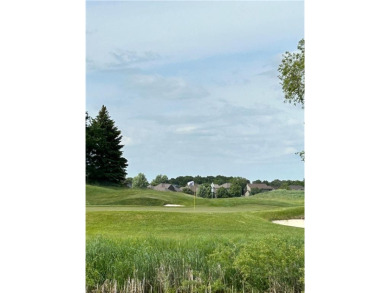 Spacious one level townhome on quiet cul-de-sac in Blaine's on TPC of the Twin Cities in Minnesota - for sale on GolfHomes.com, golf home, golf lot