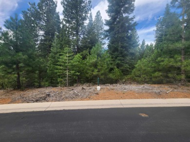 This great parcel is located in the beautiful, gated community on Bailey Creek Golf Course in California - for sale on GolfHomes.com, golf home, golf lot