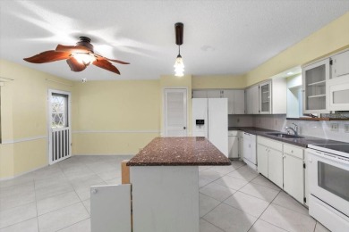 Spacious, ground floor, 1,650 sq. ft. 2BR/2.5BA first-floor on On Top Of The World Golf Course in Florida - for sale on GolfHomes.com, golf home, golf lot