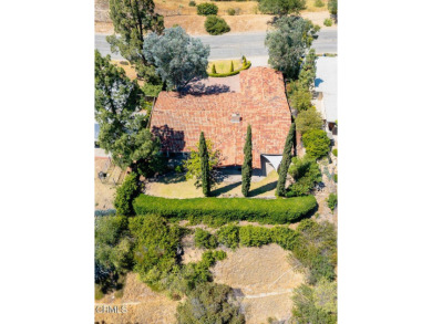 A rare chance to own this one-owner gem in the Starlight Crest on La Canada Flintridge Country Club in California - for sale on GolfHomes.com, golf home, golf lot