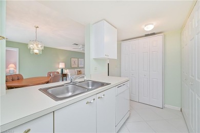 Welcome to this beautiful 2-bedroom, 2-bathroom condo with a den on Cross Creek Country Club in Florida - for sale on GolfHomes.com, golf home, golf lot