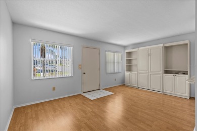 Amazing location in a 55+ community with a heated pool, tennis on Tarpon Springs Golf Course in Florida - for sale on GolfHomes.com, golf home, golf lot