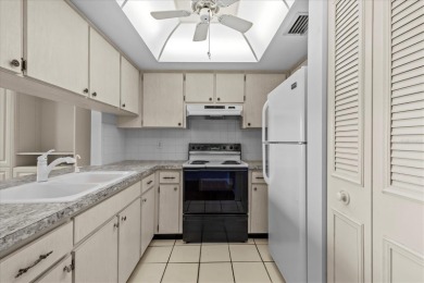 Amazing location in a 55+ community with a heated pool, tennis on Tarpon Springs Golf Course in Florida - for sale on GolfHomes.com, golf home, golf lot