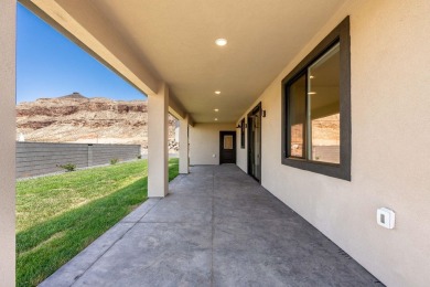 Beautiful modern home with stunning views of farmland in on Copper Rock Golf Course in Utah - for sale on GolfHomes.com, golf home, golf lot