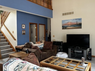 4-bedroom, 2.5-bath contemporary home located in the Pocono on Pocono Farms Country Club in Pennsylvania - for sale on GolfHomes.com, golf home, golf lot