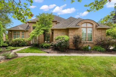 4 BR 3.5 bath Expanded ''Newport'' Colonial that's in pristine on Pheasant Run Golf Club in Michigan - for sale on GolfHomes.com, golf home, golf lot