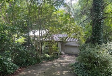 Bring your plans and builder to create your dream home in the on Indian Hills Country Club in Georgia - for sale on GolfHomes.com, golf home, golf lot