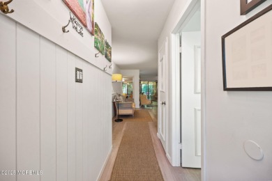Nicely updated 2 bed 2 bath Villa 600 model w/bonus garage in on Shadow Lake Village in New Jersey - for sale on GolfHomes.com, golf home, golf lot