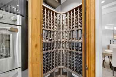 Under contract-accepting backup offers. Discover unparalleled on Esplanade Golf and Country at Lakewood Ranch in Florida - for sale on GolfHomes.com, golf home, golf lot