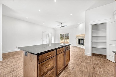 Beautiful New Construction Home 2-bedroom, 2-bath home w/ a on Bella Vista Country Club - Highlands in Arkansas - for sale on GolfHomes.com, golf home, golf lot