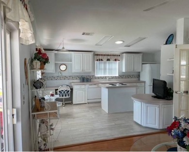 Charming Gem,Perfectly Priced in Winter Haven    Homes in on Four Lakes Golf Club in Florida - for sale on GolfHomes.com, golf home, golf lot