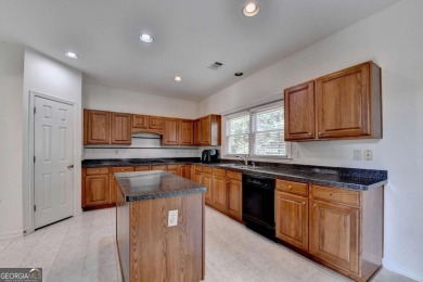 Meticulously Maintained 4-Sided Brick Home in Southland Golf on Southland Country Club in Georgia - for sale on GolfHomes.com, golf home, golf lot