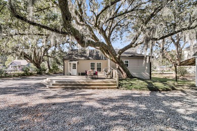 Nestled among the oak trees on this sought after street, this on Charleston Municipal Golf Course in South Carolina - for sale on GolfHomes.com, golf home, golf lot