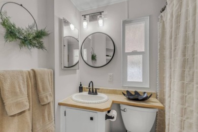 Won't find a more updated furnished home, WITH a golf cart for on Viewpoint Golf Resort in Arizona - for sale on GolfHomes.com, golf home, golf lot