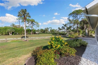 Move right on in to this meticulously maintained 3 bedroom/2 on Royal Palm Golf Club in Florida - for sale on GolfHomes.com, golf home, golf lot