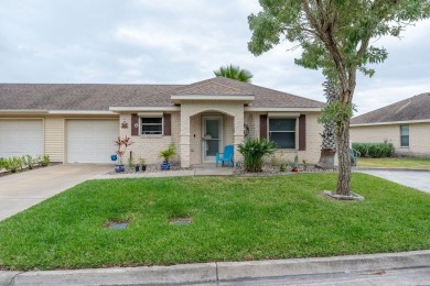 This casita has it all! Relax and enjoy in this modern, updated on South Padre Island Golf Club in Texas - for sale on GolfHomes.com, golf home, golf lot