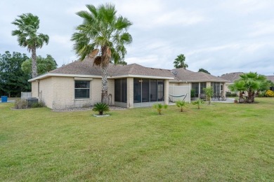 This casita has it all! Relax and enjoy in this modern, updated on South Padre Island Golf Club in Texas - for sale on GolfHomes.com, golf home, golf lot