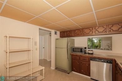 HANDYMAN SPECIAL!!! Don't Miss Out On The Opportunity To Own on Oriole Golf and Tennis Club in Florida - for sale on GolfHomes.com, golf home, golf lot