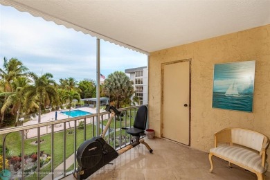 HANDYMAN SPECIAL!!! Don't Miss Out On The Opportunity To Own on Oriole Golf and Tennis Club in Florida - for sale on GolfHomes.com, golf home, golf lot
