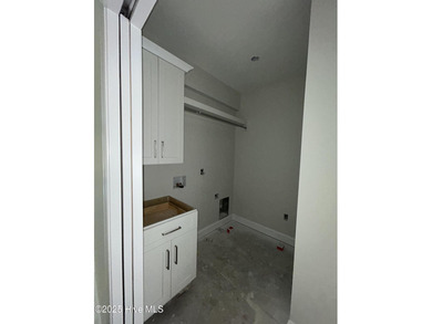 Beautiful 3 bedroom 2.5 bath home WITH finished bonus room! on Deercroft Golf and Country Club in North Carolina - for sale on GolfHomes.com, golf home, golf lot