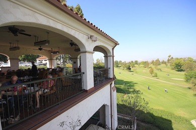 Welcome to this stunningly renovated 2Bd/2Bath end-unit home in on Leisure Village Par 3 Golf Course in California - for sale on GolfHomes.com, golf home, golf lot