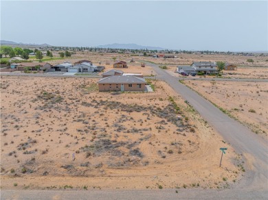 Located in the Valle Vista Golf Course Community is this nice on Valle Vista Golf Course in Arizona - for sale on GolfHomes.com, golf home, golf lot