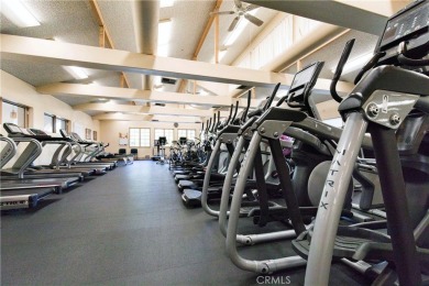 Welcome to this stunningly renovated 2Bd/2Bath end-unit home in on Leisure Village Par 3 Golf Course in California - for sale on GolfHomes.com, golf home, golf lot