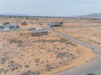 Located in the Valle Vista Golf Course Community is this nice on Valle Vista Golf Course in Arizona - for sale on GolfHomes.com, golf home, golf lot