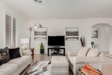 COMES FULLY FURNISHED! Rare turnkey Home in Sun Lakes! Tucked on Oakwood Golf Club  in Arizona - for sale on GolfHomes.com, golf home, golf lot