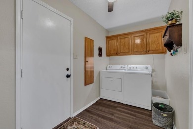 Immaculate and ready for immediate move in! This 3 BR, 2 BA, 2 on Lake Kiowa Golf Course in Texas - for sale on GolfHomes.com, golf home, golf lot