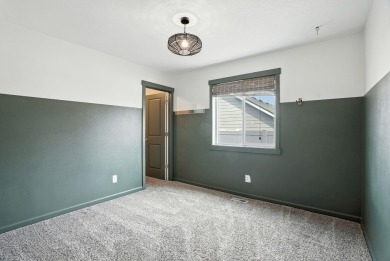 This charming Greenstone built 4-bed, 2-bath home sits on a on Eagle Ridge Golf Course in Washington - for sale on GolfHomes.com, golf home, golf lot