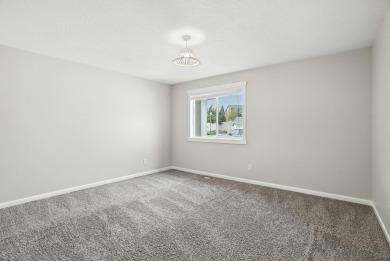 This charming Greenstone built 4-bed, 2-bath home sits on a on Eagle Ridge Golf Course in Washington - for sale on GolfHomes.com, golf home, golf lot