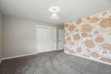This charming Greenstone built 4-bed, 2-bath home sits on a on Eagle Ridge Golf Course in Washington - for sale on GolfHomes.com, golf home, golf lot